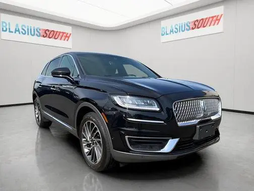 2019 Lincoln Nautilus Reserve AWD photo
