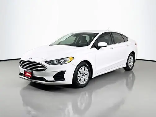 2019 Ford Fusion S FWD photo