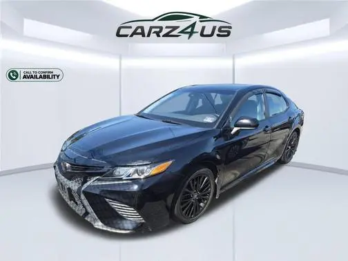 2019 Toyota Camry SE FWD photo