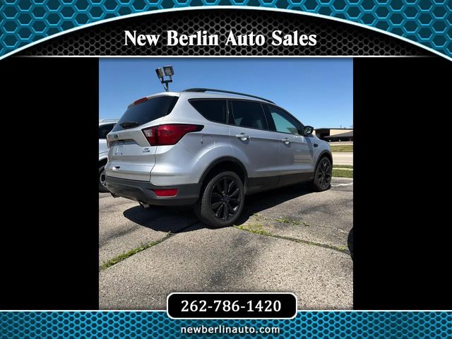 2019 Ford Escape SE 4WD photo