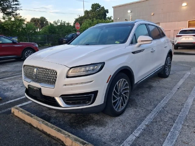 2019 Lincoln Nautilus Reserve AWD photo