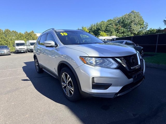 2019 Nissan Rogue SV AWD photo