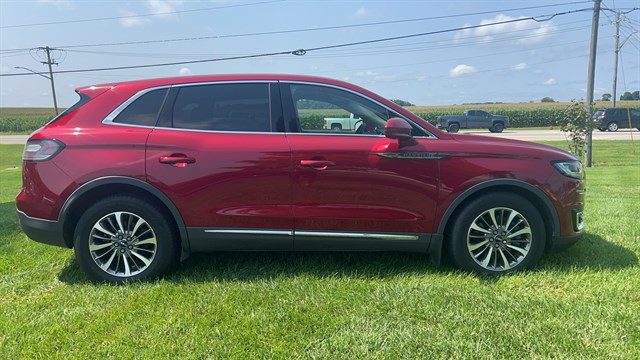 2019 Lincoln Nautilus Select AWD photo