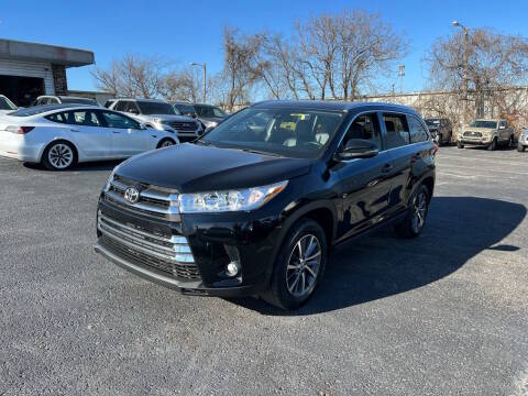 2019 Toyota Highlander XLE FWD photo
