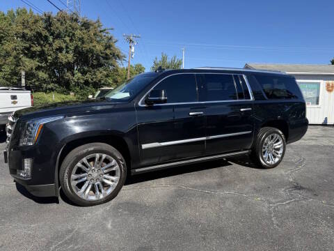 2019 Cadillac Escalade ESV Premium Luxury 4WD photo