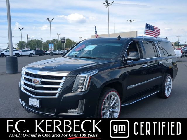 2019 Cadillac Escalade ESV Luxury 4WD photo