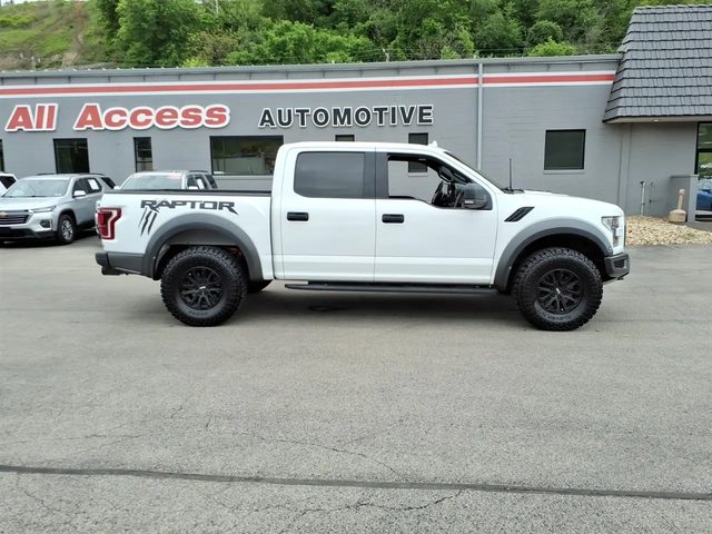 2019 Ford F-150 Raptor 4WD photo
