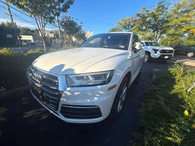 2019 Audi Q5 Premium Plus AWD photo