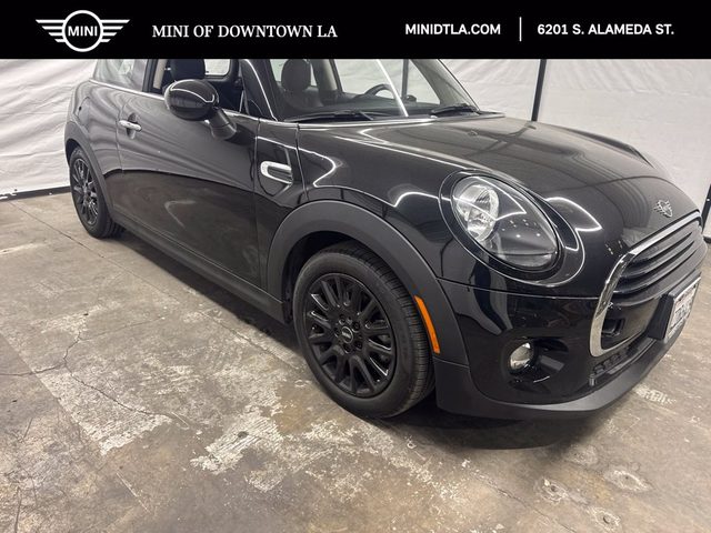 2019 MINI Hardtop 2 Door Cooper FWD photo