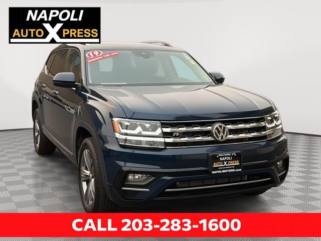 2019 Volkswagen Atlas 3.6L V6 SE w/Technology R-Line AWD photo