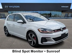 2019 Volkswagen Golf GTI SE FWD photo