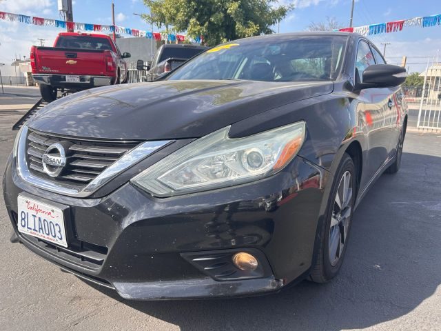 2017 Nissan Altima 2.5 SL FWD photo