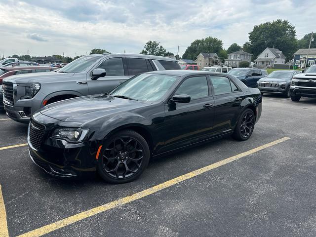 2019 Chrysler 300 300S RWD photo