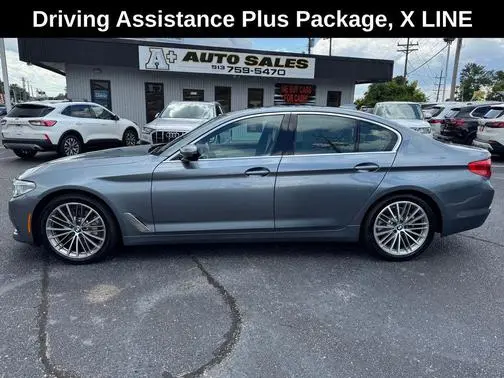 2019 BMW 5 Series 530i xDrive AWD photo
