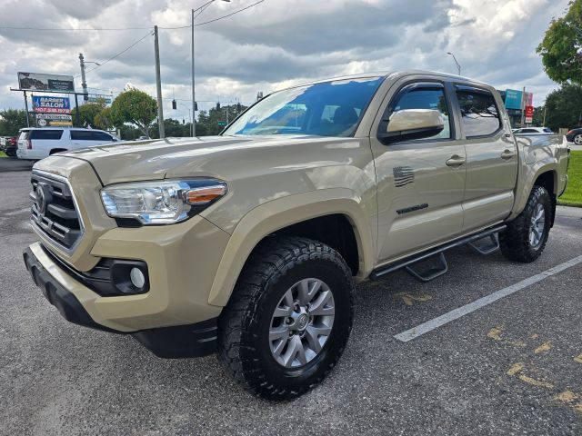 2019 Toyota Tacoma SR5 4WD photo