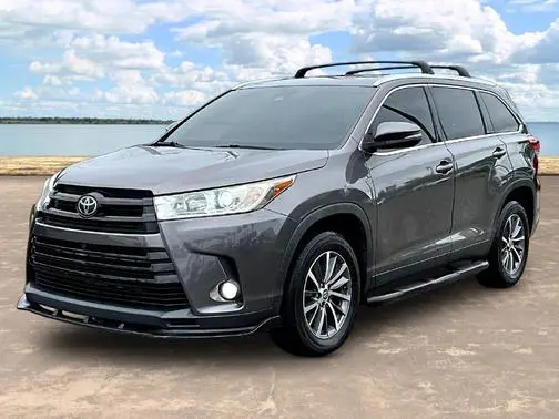 2019 Toyota Highlander XLE FWD photo