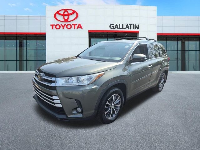 2019 Toyota Highlander XLE AWD photo