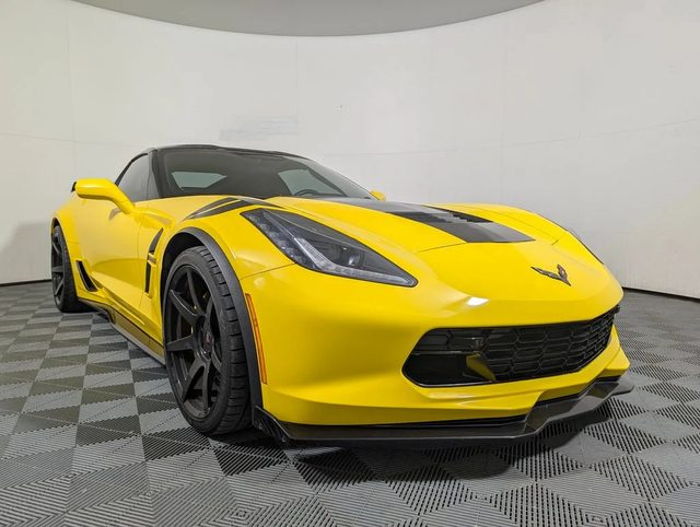 2019 Chevrolet Corvette Grand Sport 2LT RWD photo