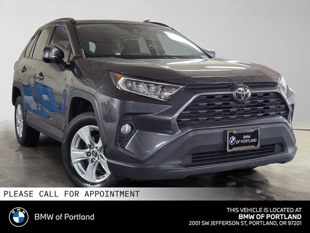 2019 Toyota RAV4 XLE AWD photo