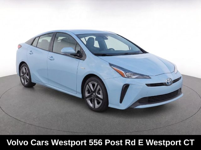 2019 Toyota Prius XLE FWD photo