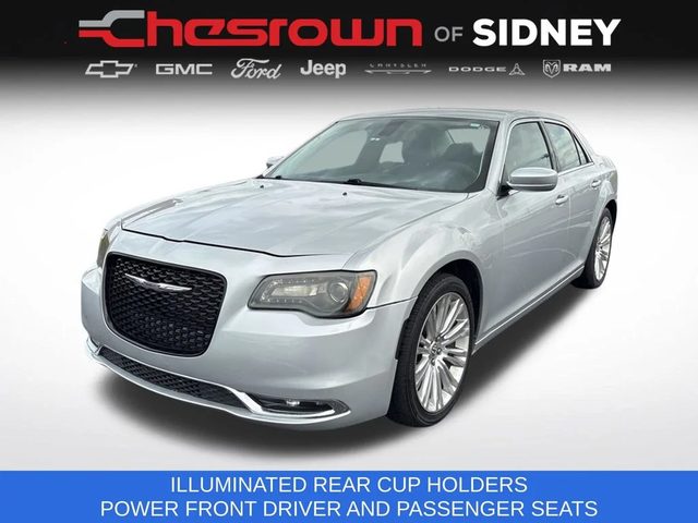 2019 Chrysler 300 Touring L RWD photo