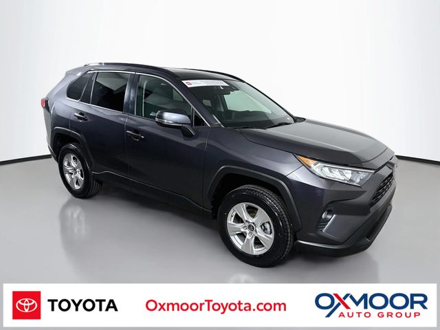 2019 Toyota RAV4 XLE FWD photo