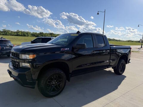 2019 Chevrolet Silverado 1500 Custom Trail Boss 4WD photo