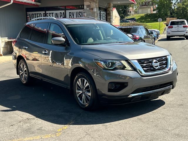 2019 Nissan Pathfinder S 4WD photo