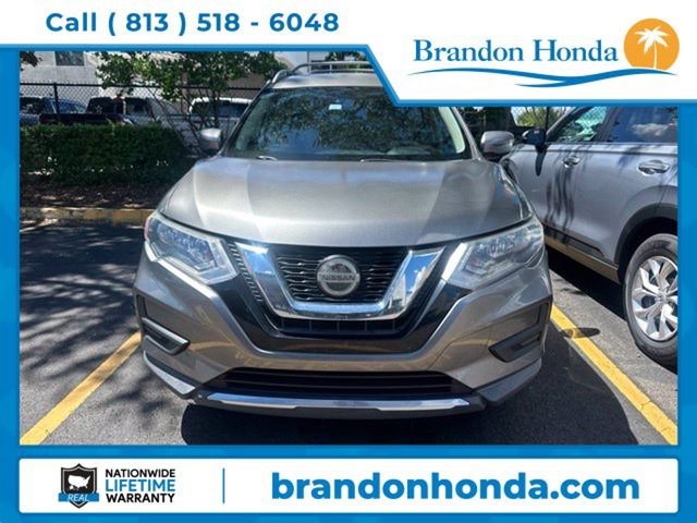 2019 Nissan Rogue SV FWD photo