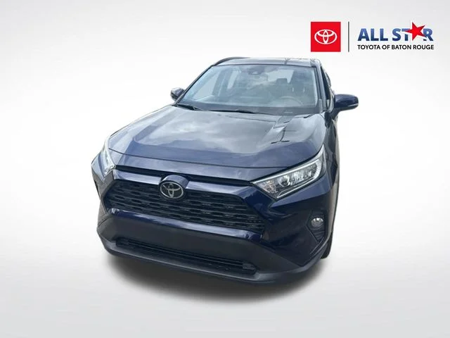 2019 Toyota RAV4 XLE FWD photo
