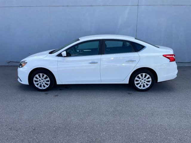 2018 Nissan Sentra S FWD photo