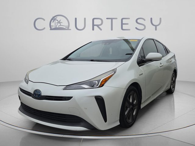 2019 Toyota Prius XLE FWD photo