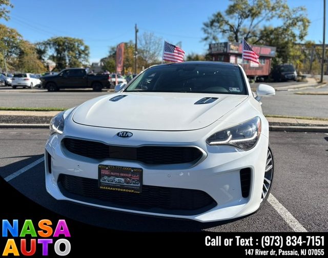 2019 Kia Stinger Premium AWD photo