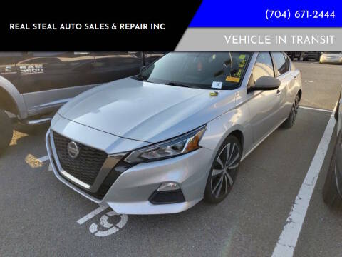 2019 Nissan Altima 2.5 SR FWD photo