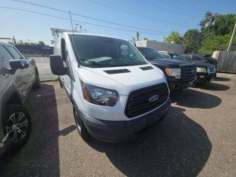 2019 Ford Transit Van  RWD photo