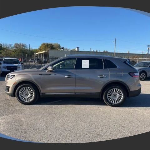 2019 Lincoln Nautilus Standard FWD photo