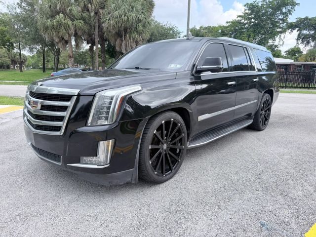 2018 Cadillac Escalade ESV Luxury 4WD photo