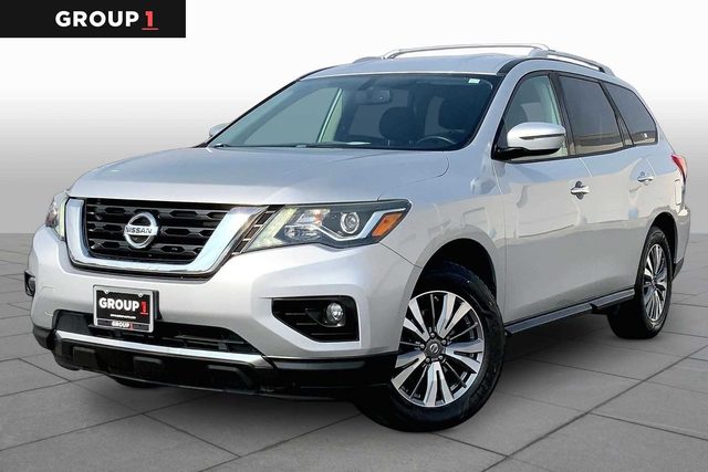 2019 Nissan Pathfinder SV 4WD photo