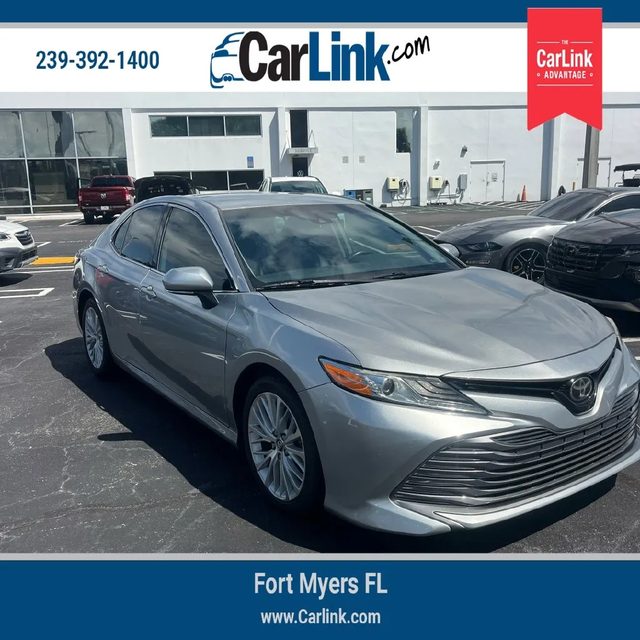 2019 Toyota Camry XLE FWD photo