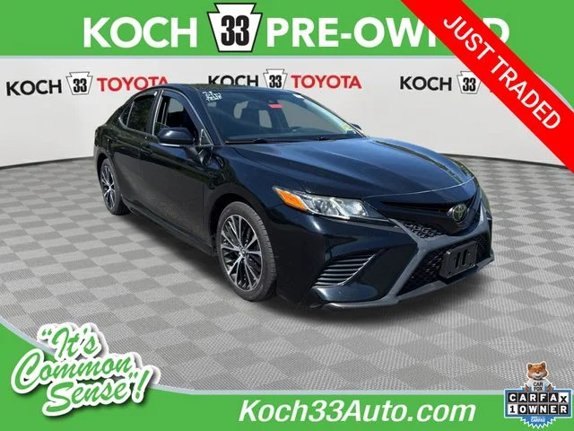 2019 Toyota Camry SE FWD photo