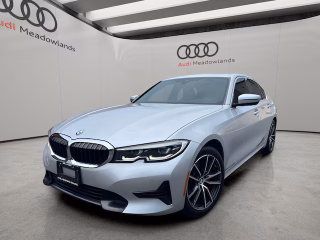 2019 BMW 3 Series 330i xDrive AWD photo