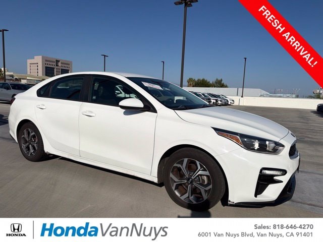 2019 Kia Forte LXS FWD photo