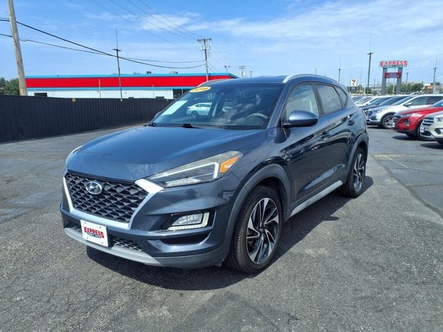 2019 Hyundai Tucson Sport FWD photo