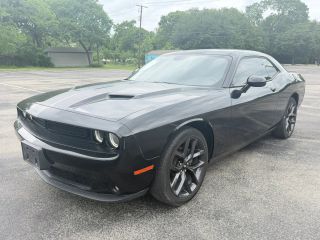 2019 Dodge Challenger SXT RWD photo