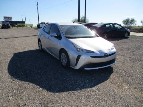 2019 Toyota Prius LE FWD photo