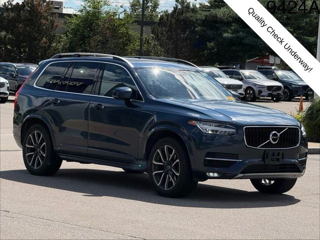 2019 Volvo XC90 Momentum AWD photo