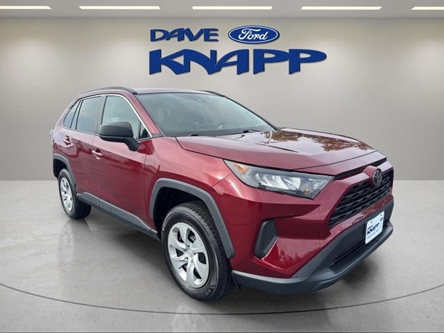 2019 Toyota RAV4 LE FWD photo