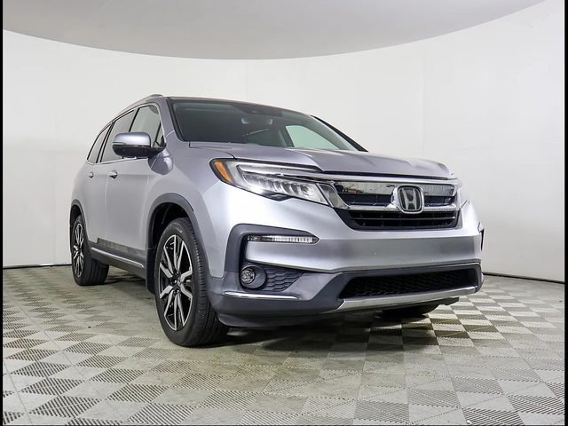 2019 Honda Pilot Touring 8-Passenger FWD photo