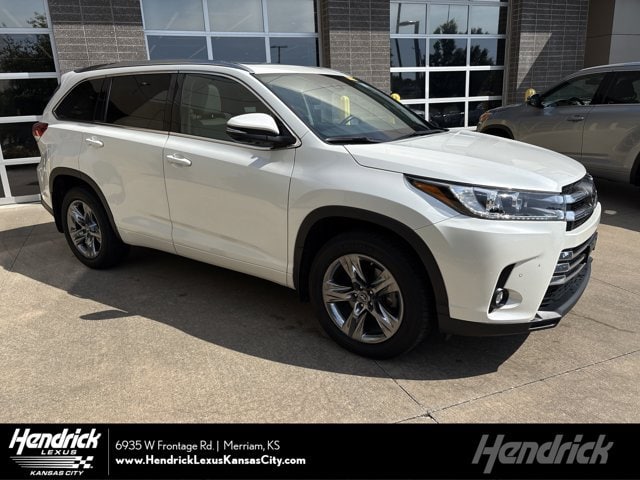 2019 Toyota Highlander Limited Platinum AWD photo