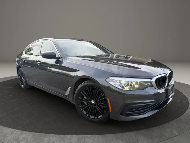 2019 BMW 5 Series 530i xDrive AWD photo